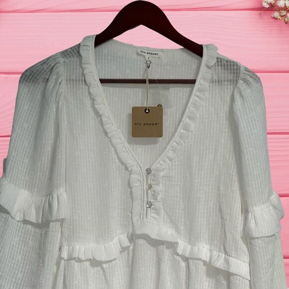 Blu Pepper Women's Top Small White Casual Boho Cottagecore Sheer NWT - Picture 2 of 9